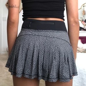 Lululemon pace rival skirt